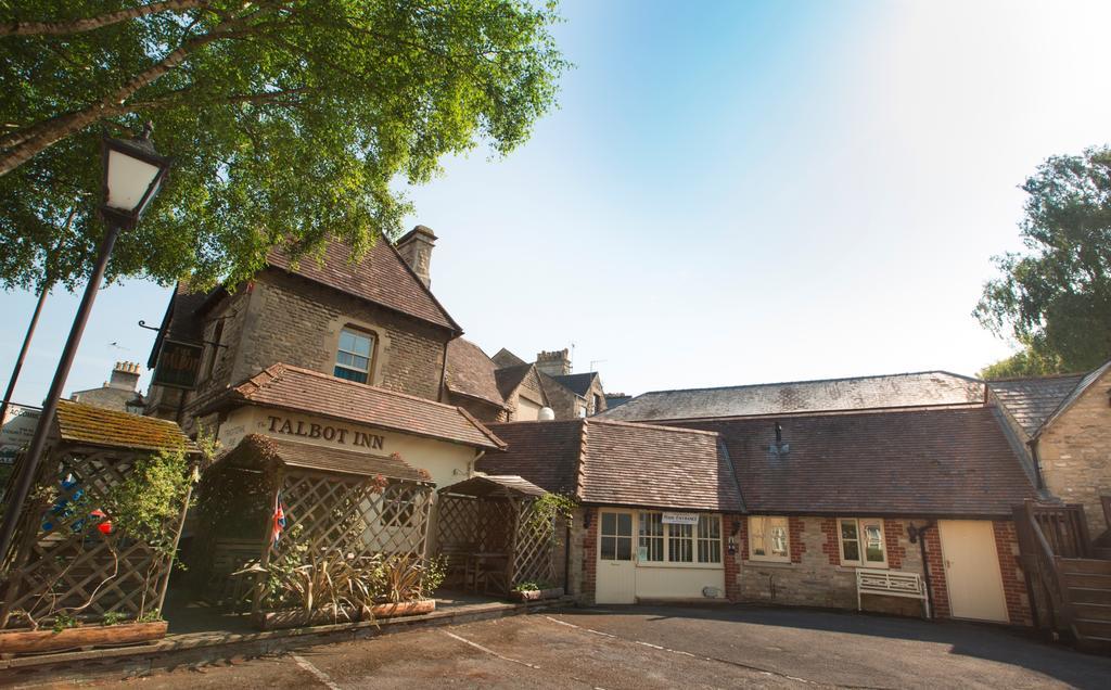 The Talbot Inn سيرنسيستر المظهر الخارجي الصورة