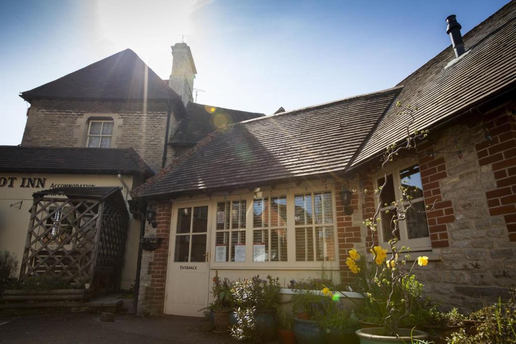 The Talbot Inn سيرنسيستر المظهر الخارجي الصورة